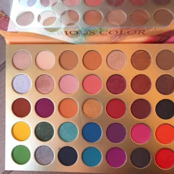 Vibrant Eyeshadow Palette - Picture 1 of 3